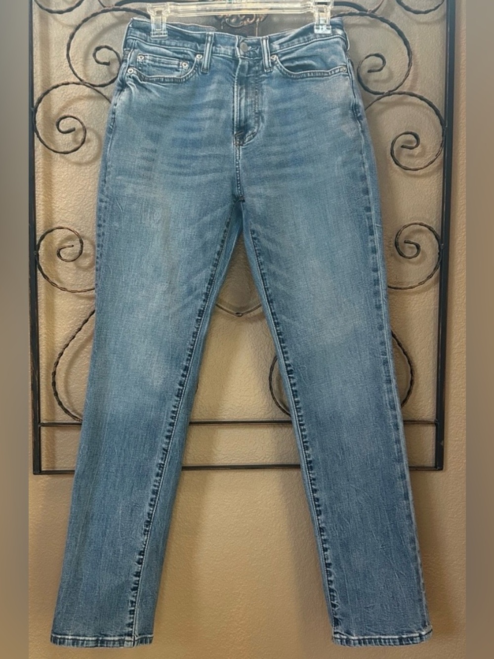 Abercrombie &Fitch jeans/athletic straight